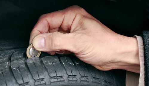 ¿Conoces la profundidad de tus neumáticos?